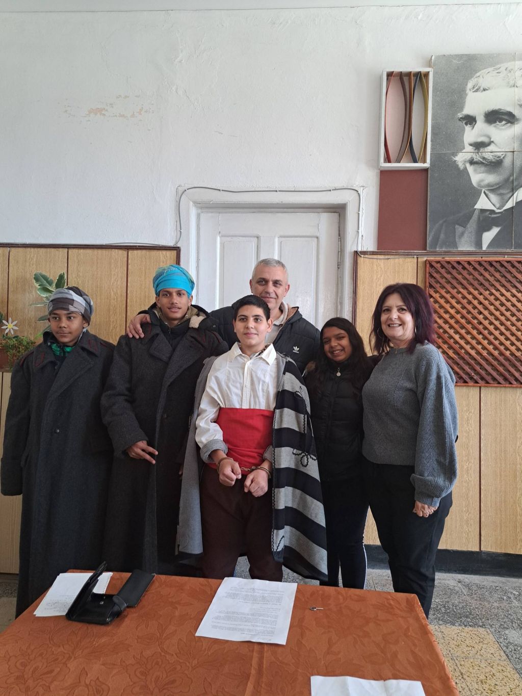 Апостола - ОУ Иван Вазов - Славяново